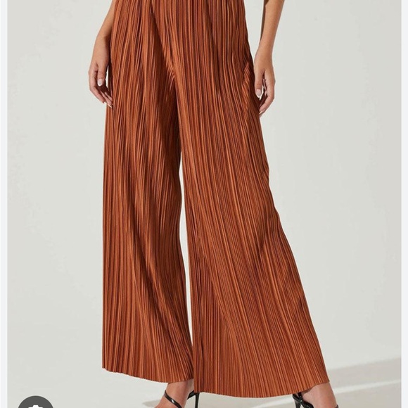 ASTR the Label: Rust Set - Picture 2 of 10